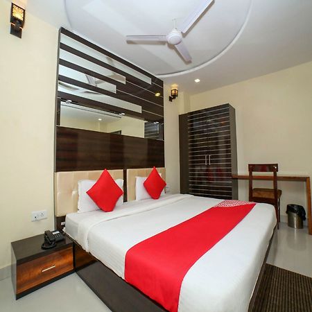 גוואליור Oyo 7367 Hotel Dessert Palm מראה חיצוני תמונה